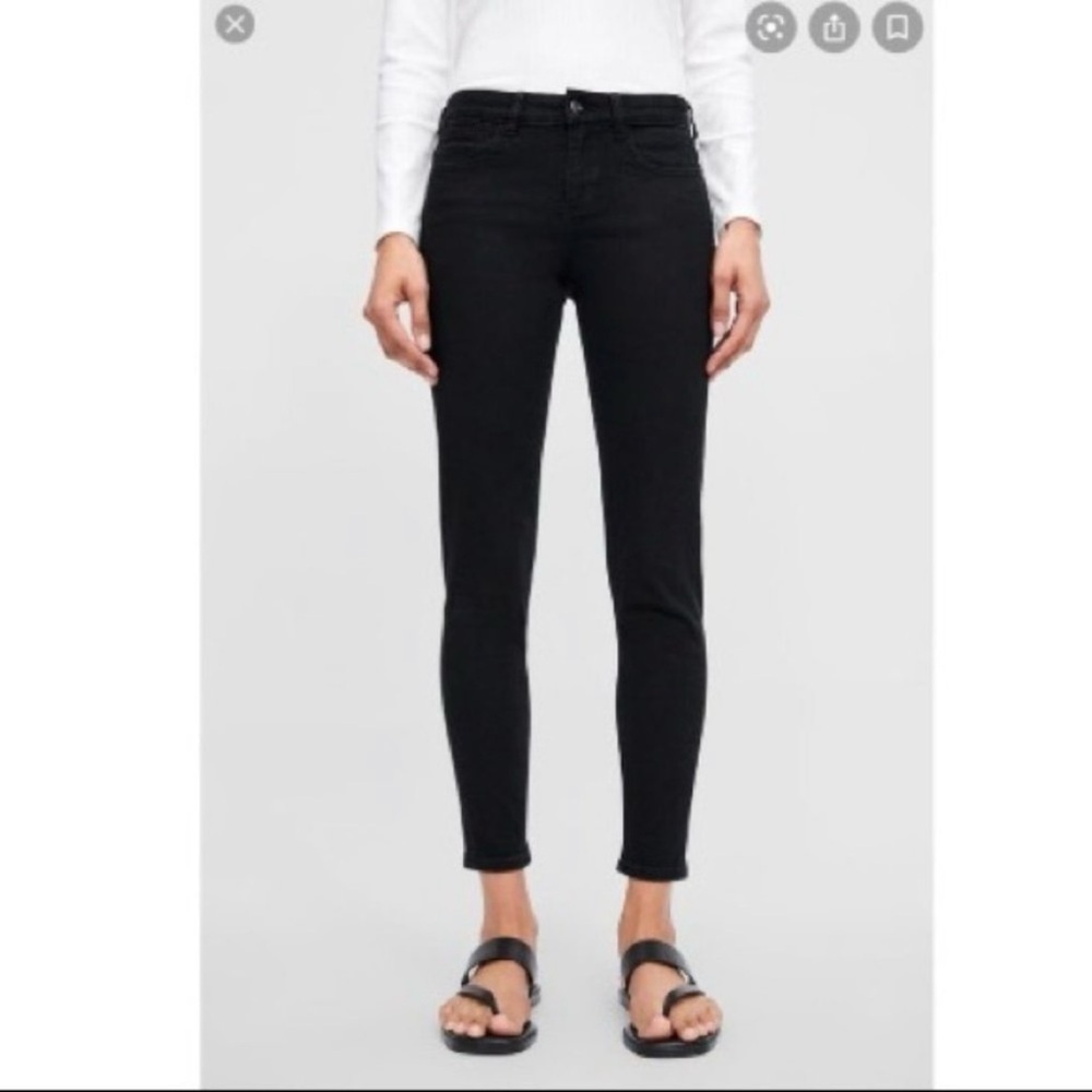 Zara Mid-Rise Skinny Jeans Women’s 4 Black Stretch Casual Basic Z1975 Minimalist - Picture 1 of 13